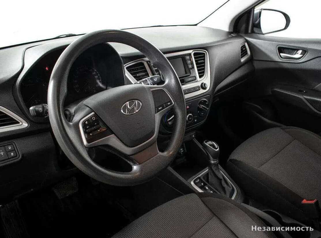 Hyundai Solaris 2019 с пробегом — фото 7