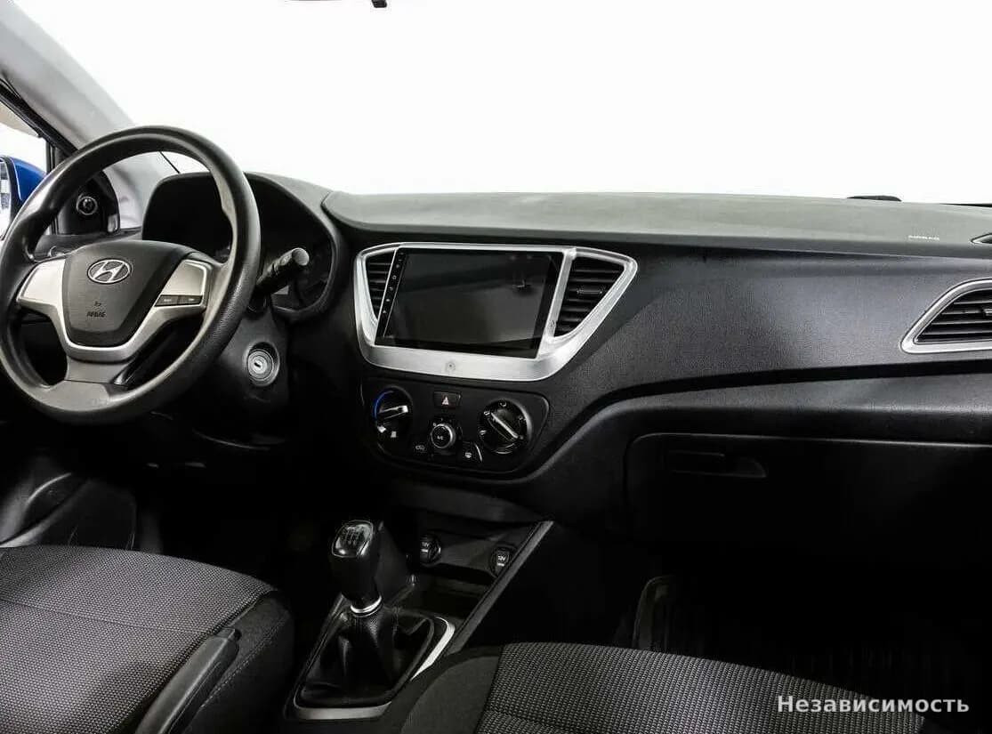 Hyundai Solaris 2017 с пробегом — фото 9