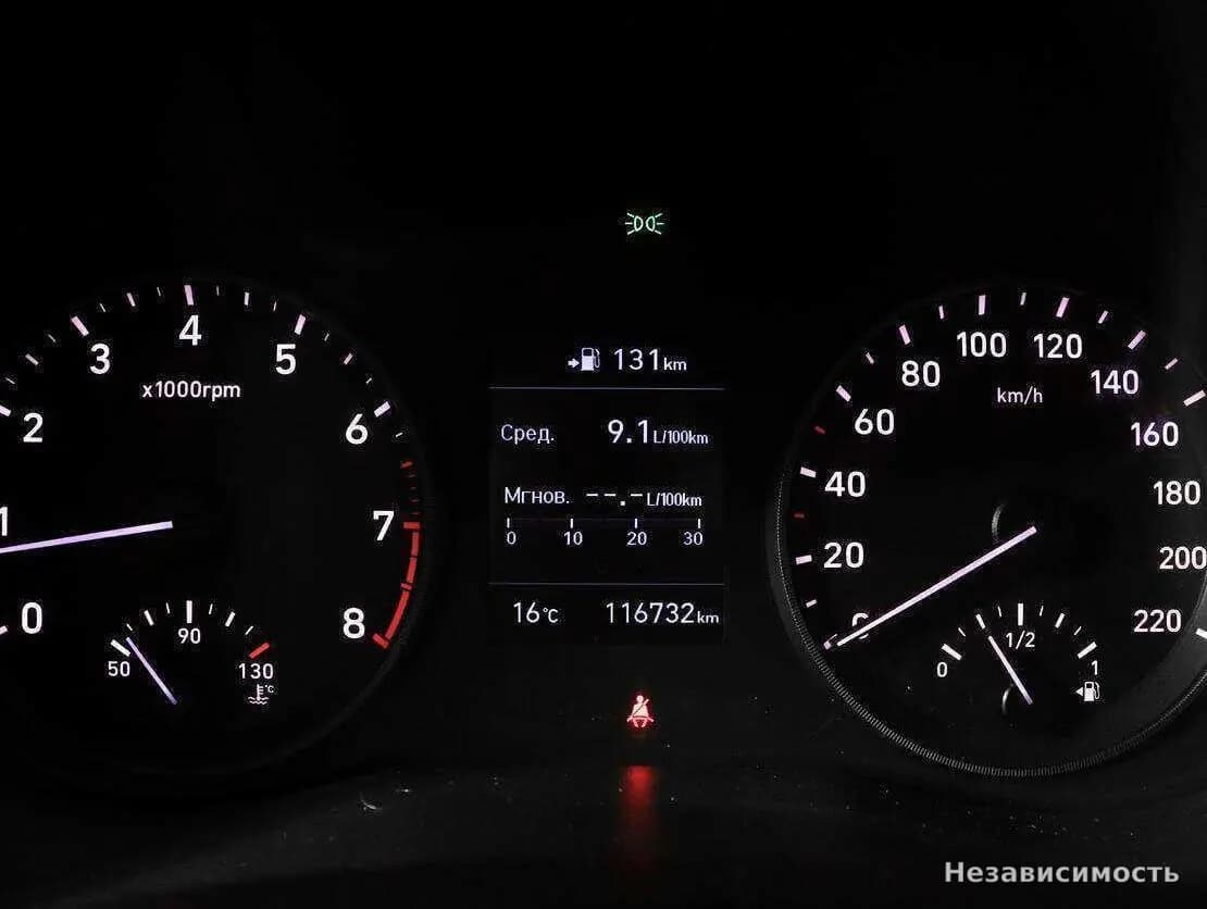 Hyundai Solaris 2017 с пробегом — фото 9
