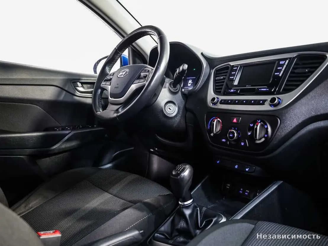 Hyundai Solaris 2018 с пробегом — фото 8