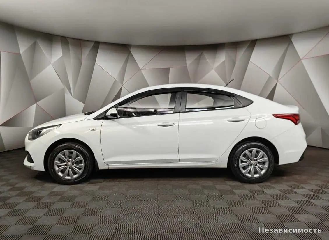 Hyundai Solaris 2019 с пробегом — фото 5