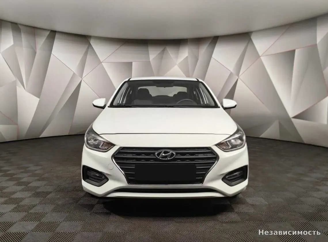 Hyundai Solaris 2019 с пробегом — фото 7