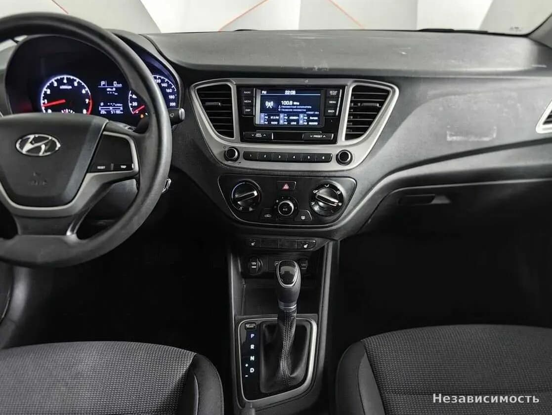 Hyundai Solaris 2019 с пробегом — фото 10