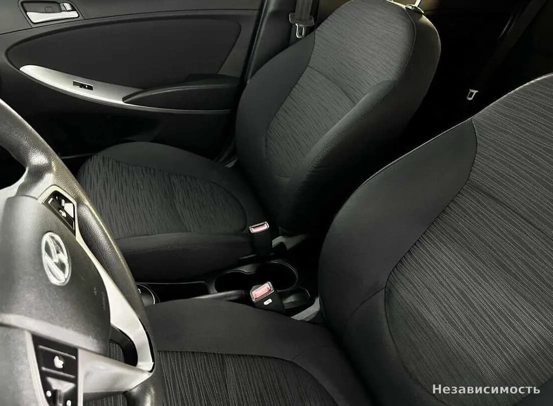 Hyundai Solaris 2015 с пробегом — фото 8
