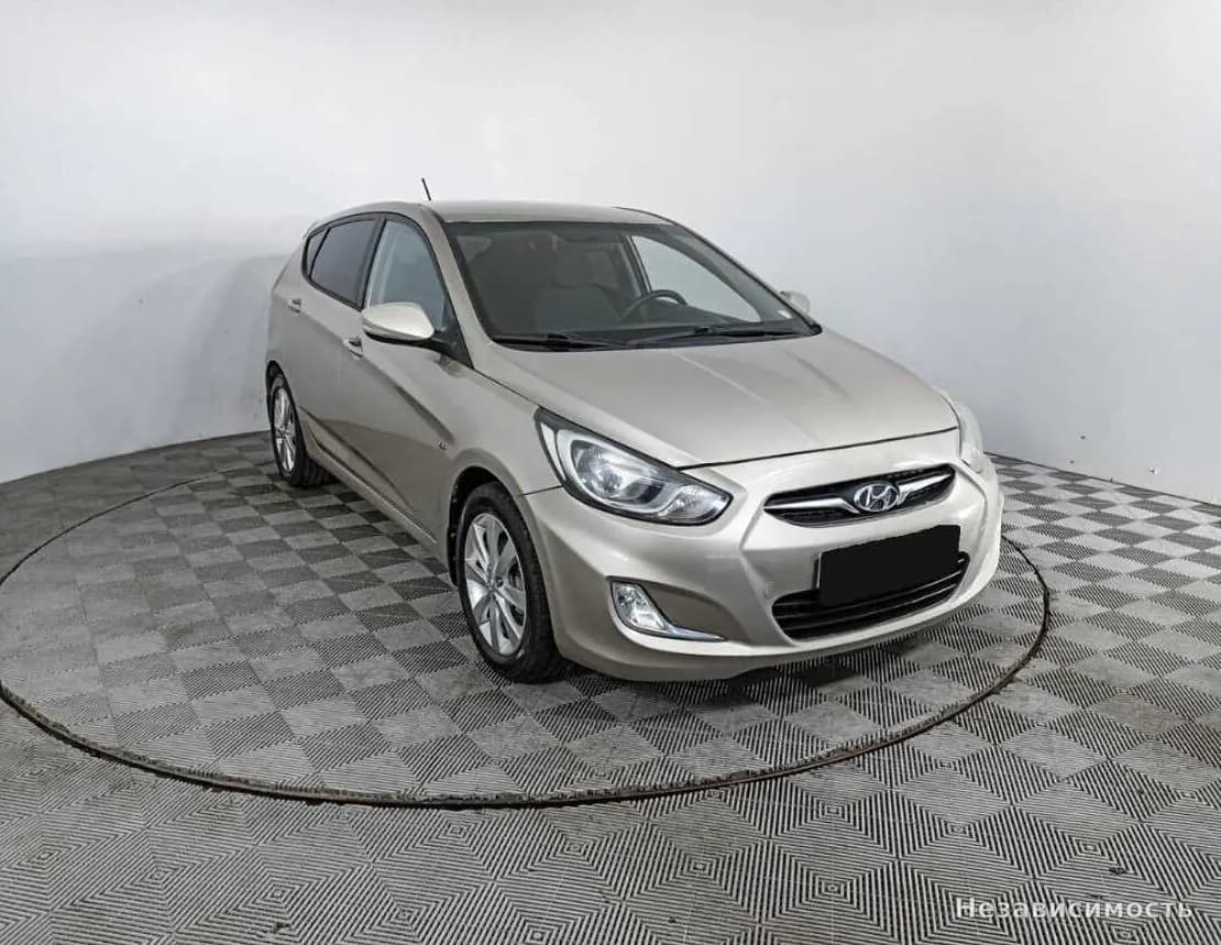 Hyundai Solaris 2012 с пробегом — фото 3