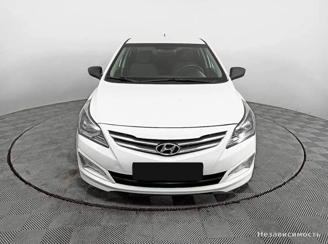 Hyundai Solaris 2015 с пробегом — фото 2