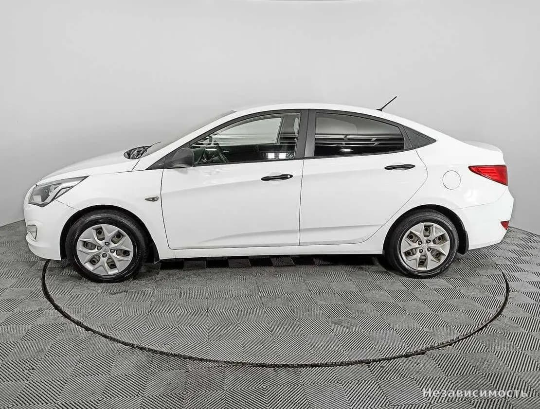 Hyundai Solaris 2015 с пробегом — фото 8