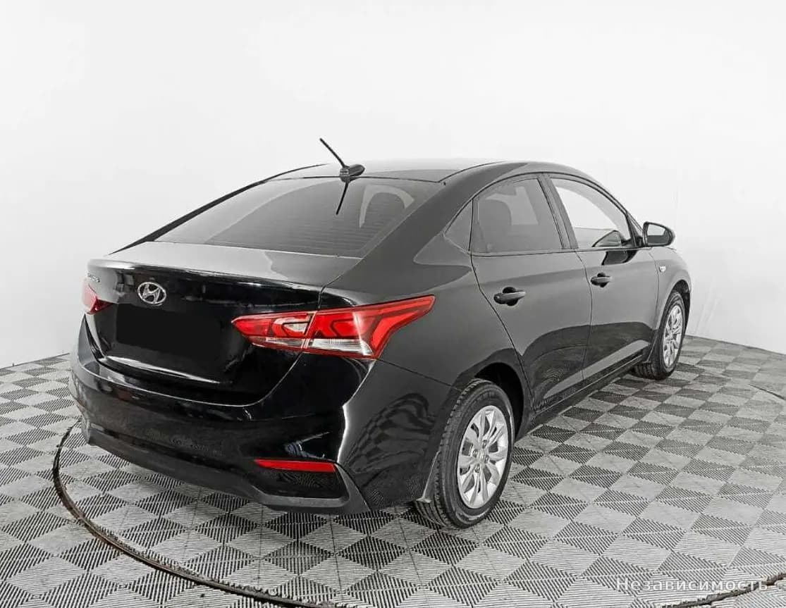 Hyundai Solaris 2017 с пробегом — фото 5