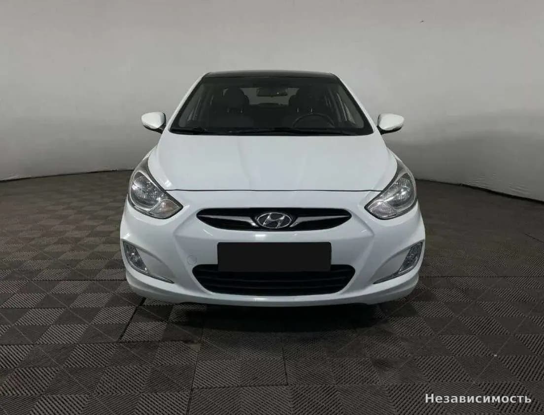 Hyundai Solaris 2012 с пробегом — фото 2