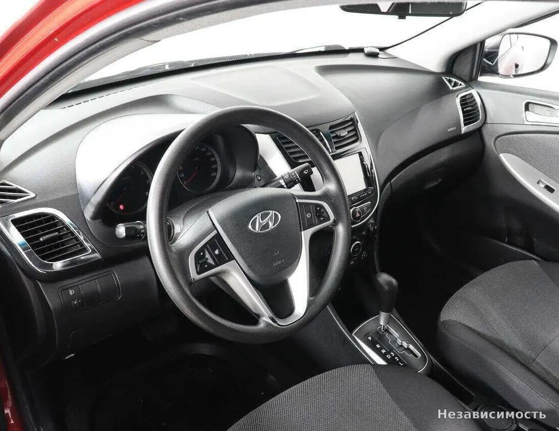 Hyundai Solaris 2013 с пробегом — фото 5