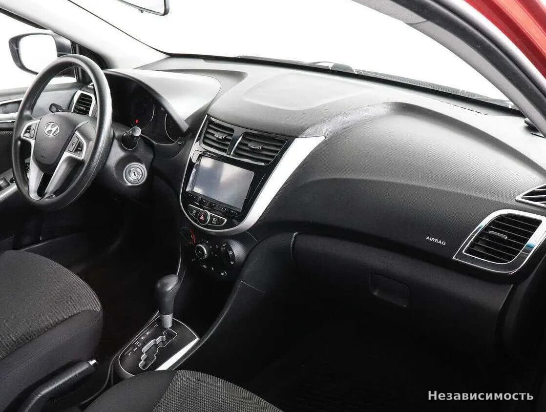 Hyundai Solaris 2013 с пробегом — фото 6
