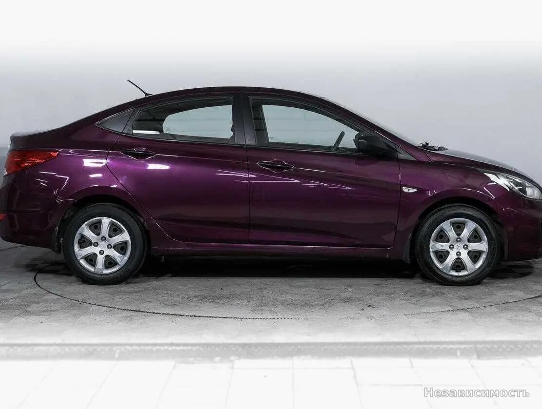 Hyundai Solaris 2014 с пробегом — фото 4