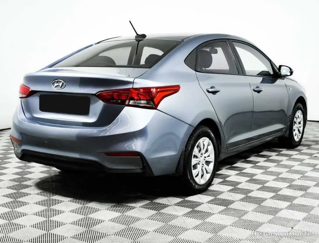 Hyundai Solaris 2017 с пробегом — фото 5