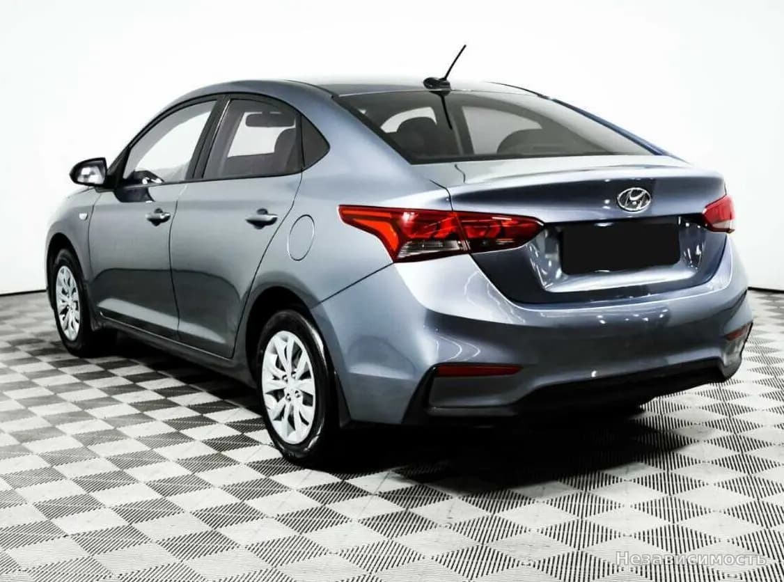 Hyundai Solaris 2017 с пробегом — фото 7