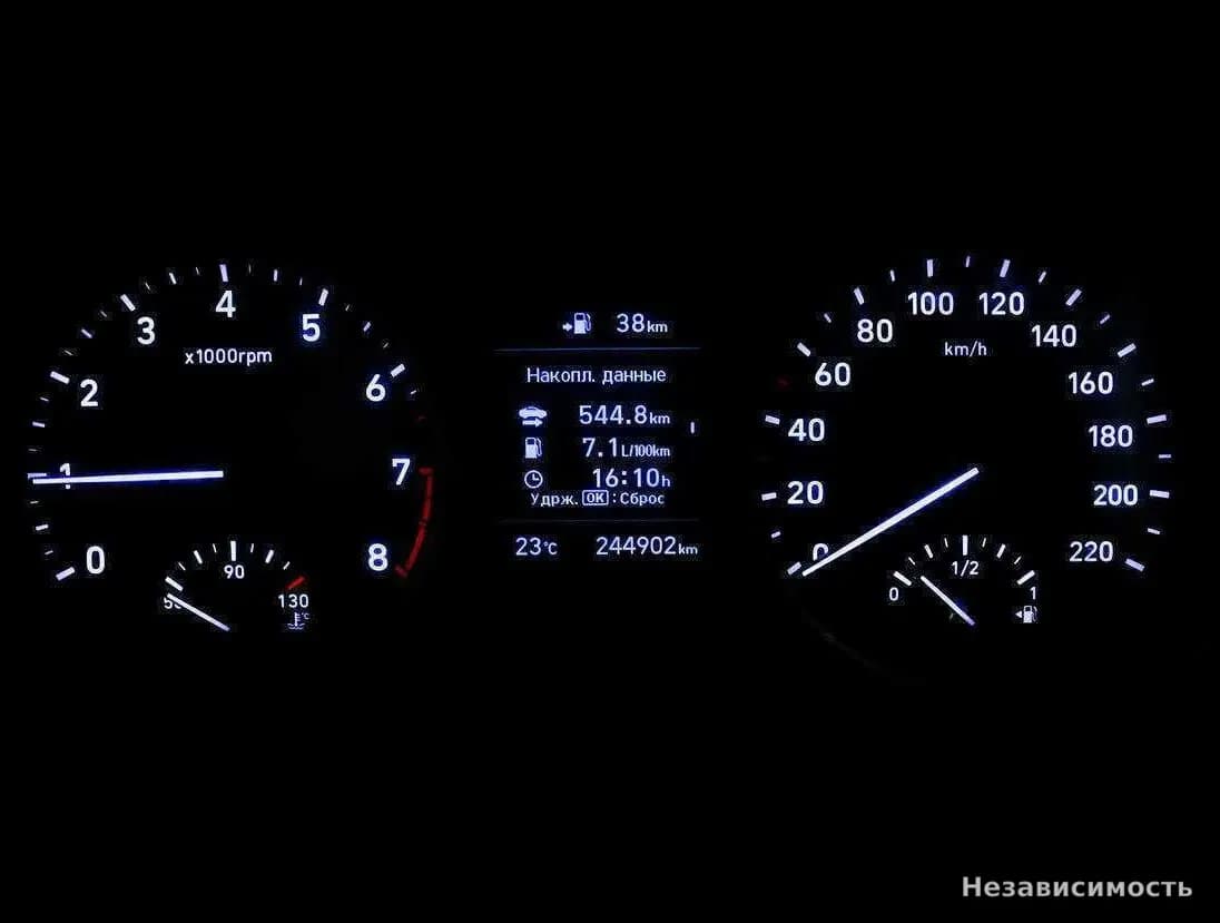 Hyundai Solaris 2017 с пробегом — фото 10