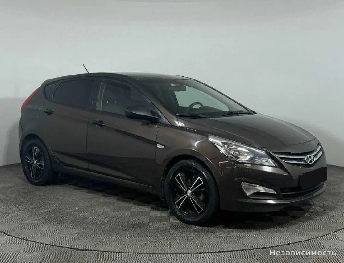 Hyundai Solaris 2016 с пробегом — фото 3