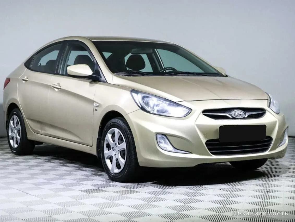 Hyundai Solaris 2013 с пробегом — фото 3