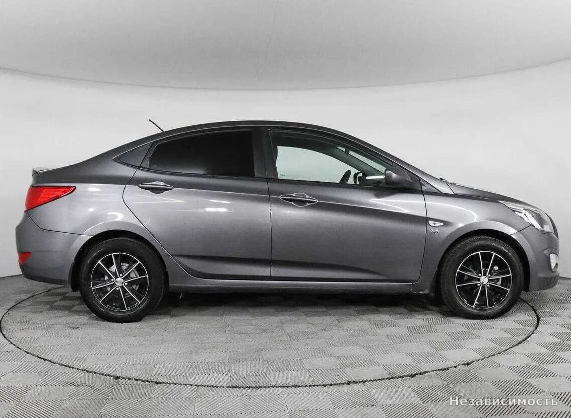 Hyundai Solaris 2016 с пробегом — фото 4