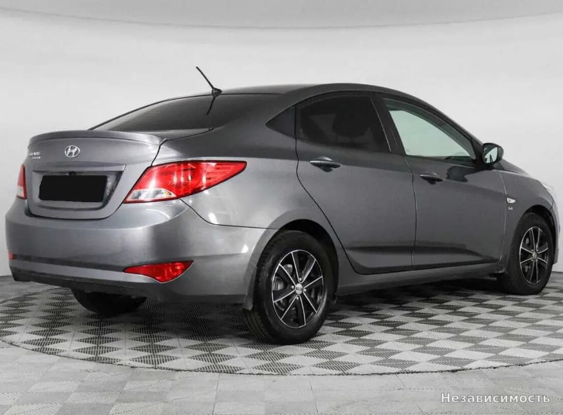 Hyundai Solaris 2016 с пробегом — фото 5