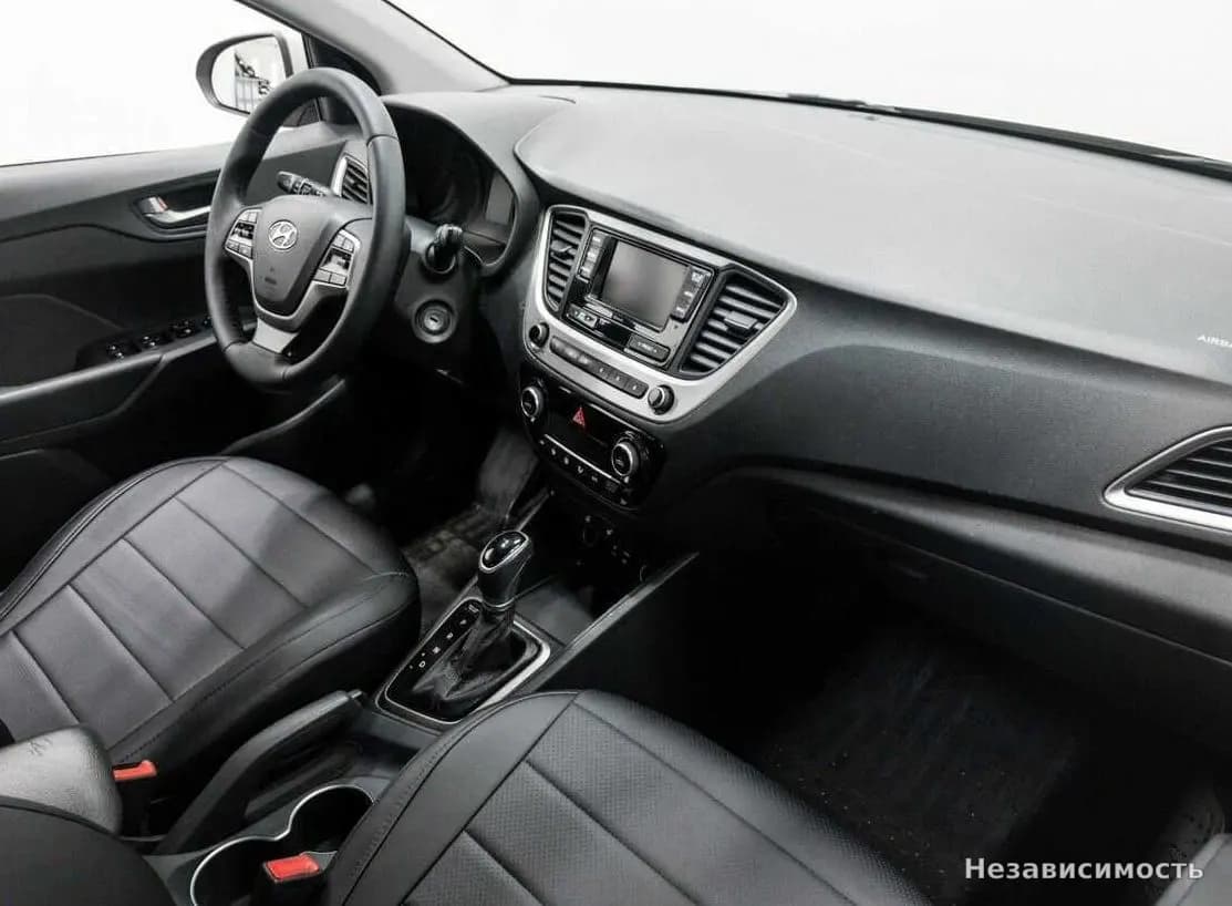 Hyundai Solaris 2018 с пробегом — фото 8