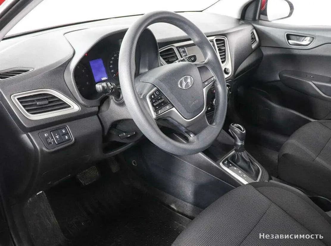 Hyundai Solaris 2021 с пробегом — фото 8