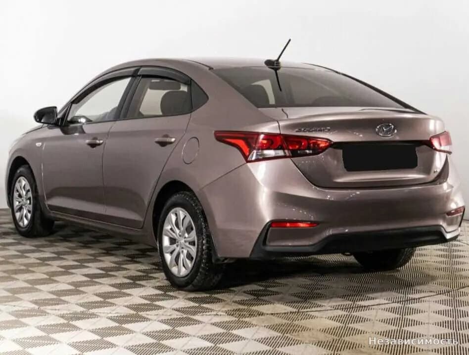 Hyundai Solaris 2018 с пробегом — фото 7