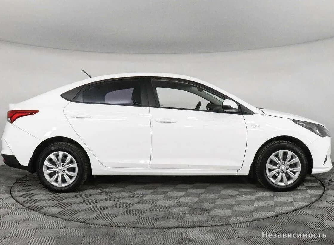 Hyundai Solaris 2021 с пробегом — фото 4