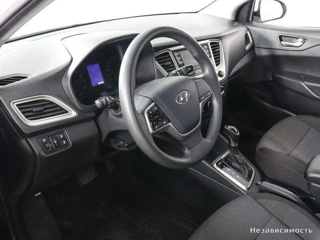 Hyundai Solaris 2021 с пробегом — фото 8