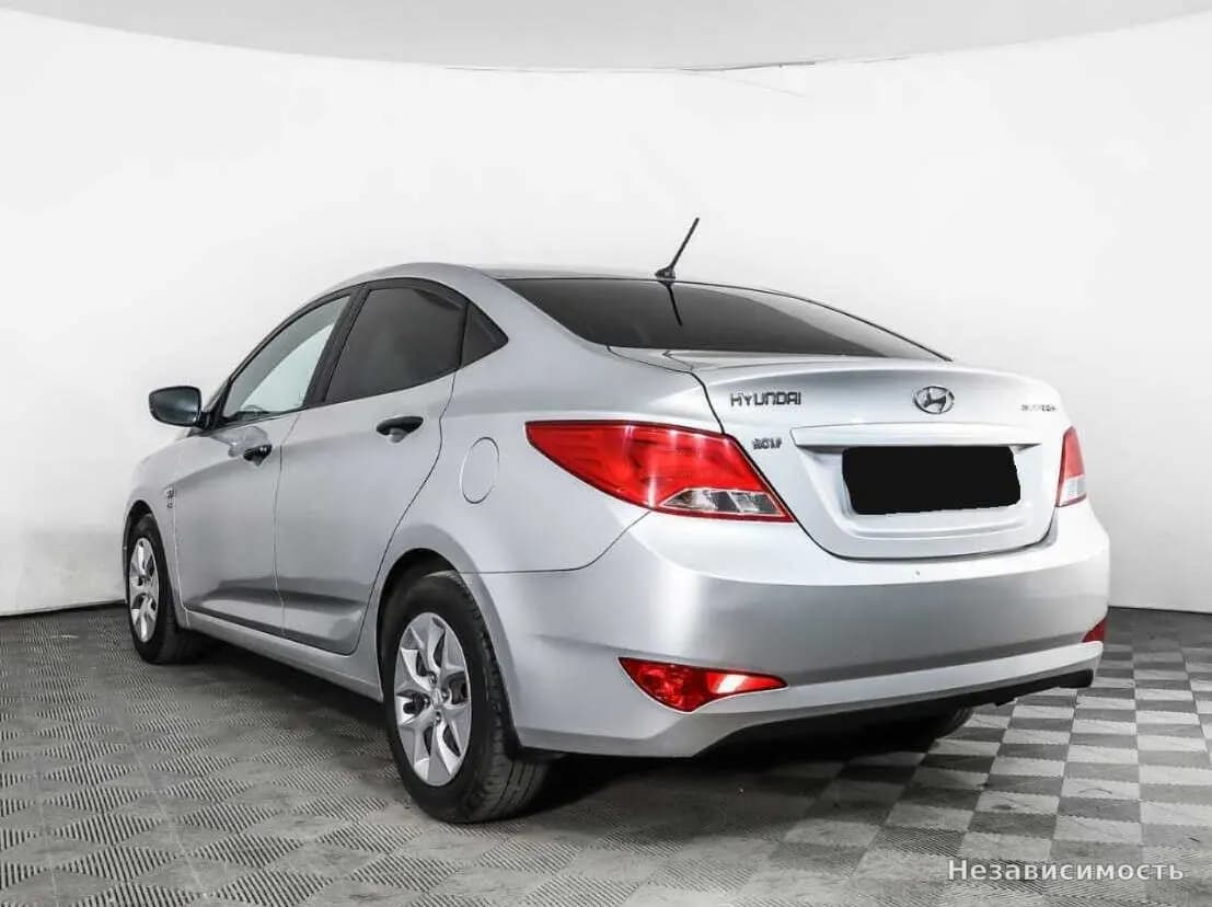 Hyundai Solaris 2014 с пробегом — фото 7