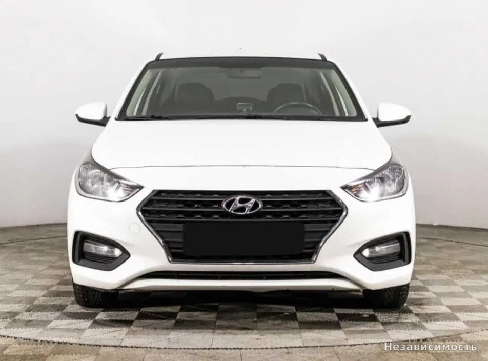 Hyundai Solaris 2017 с пробегом — фото 2