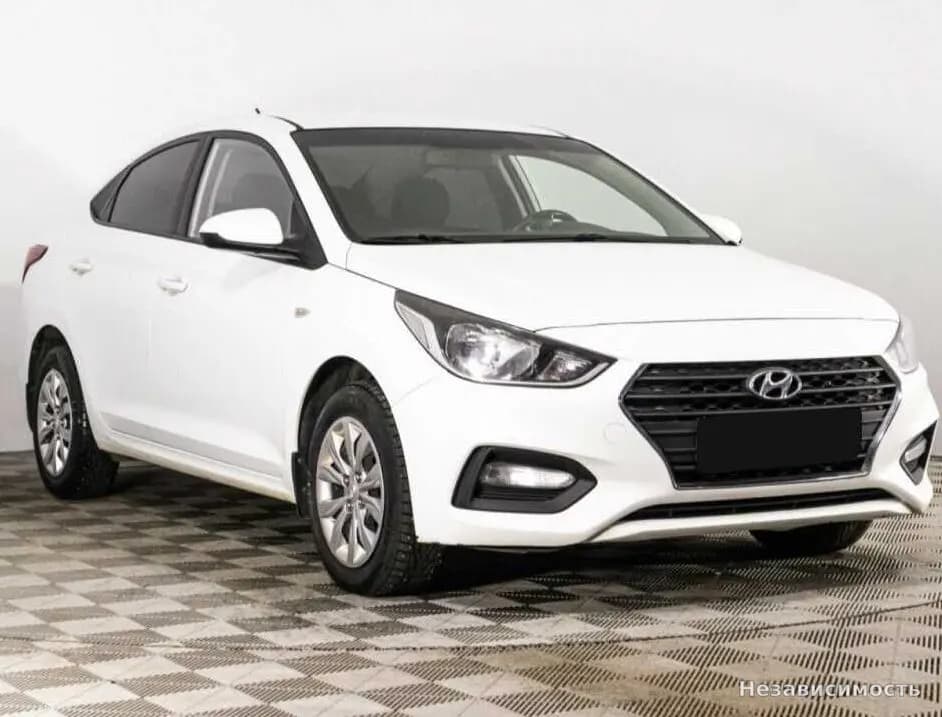 Hyundai Solaris 2017 с пробегом — фото 3