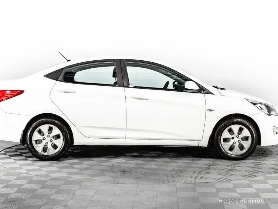 Hyundai Solaris 2016 с пробегом — фото 4