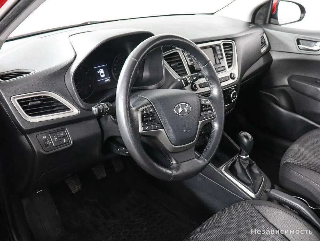 Hyundai Solaris 2019 с пробегом — фото 5