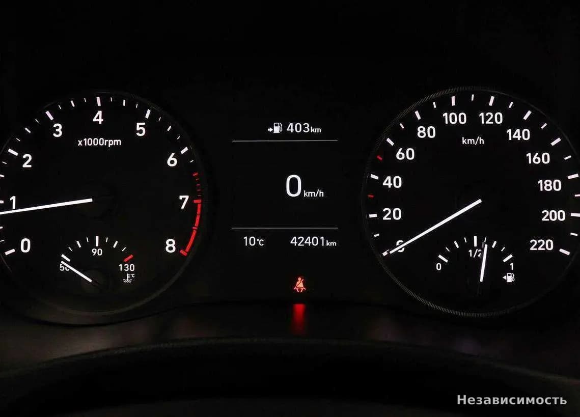 Hyundai Solaris 2019 с пробегом — фото 7