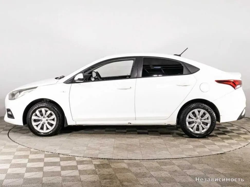 Hyundai Solaris 2019 с пробегом — фото 8