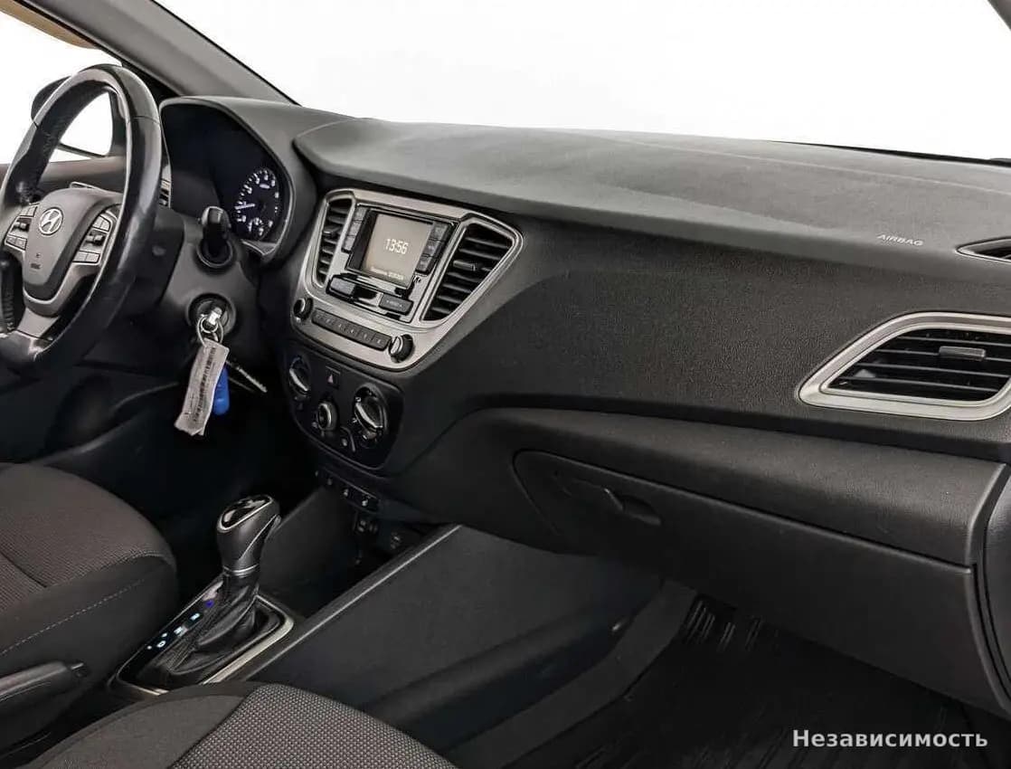 Hyundai Solaris 2019 с пробегом — фото 9