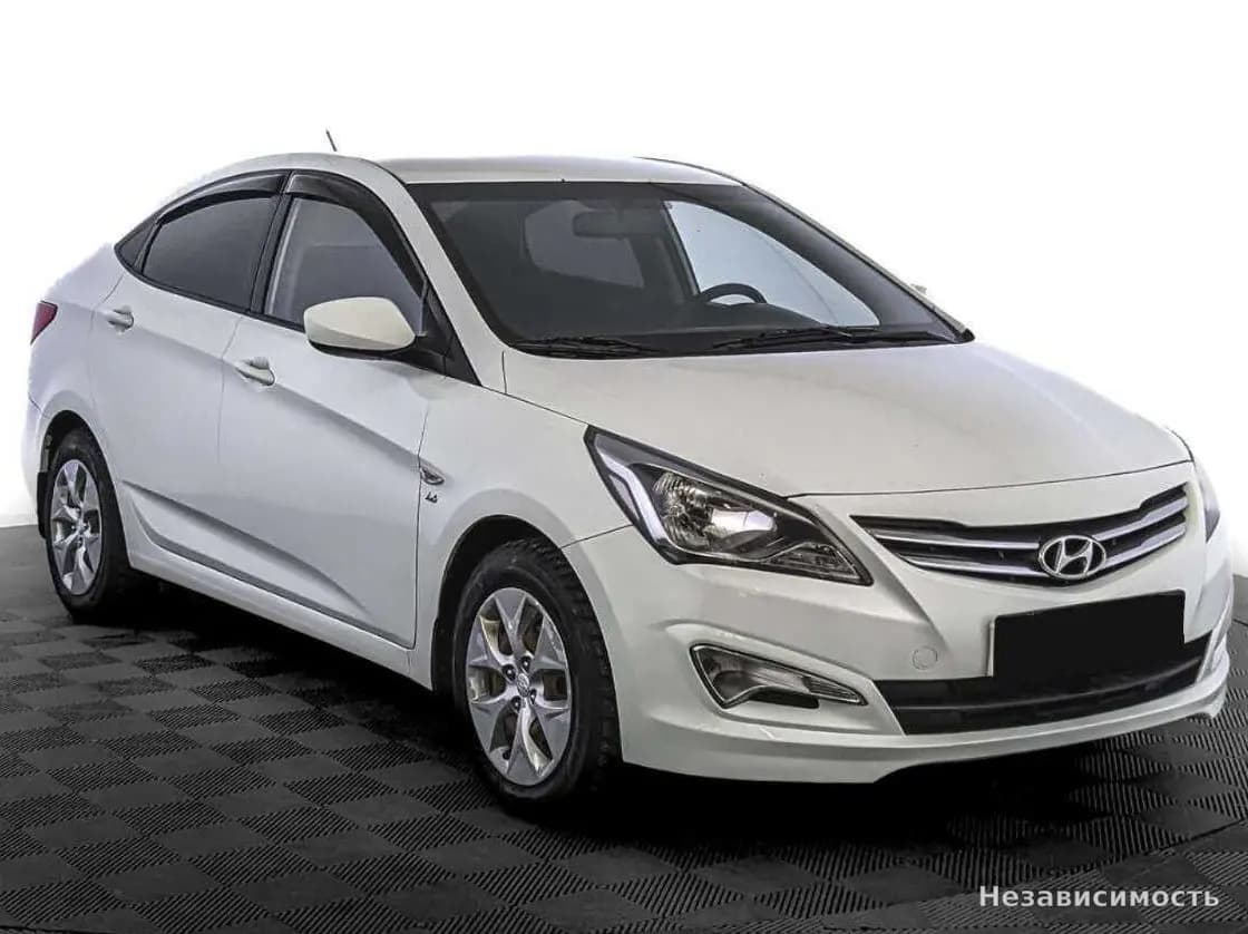 Hyundai Solaris 2015 с пробегом — фото 2