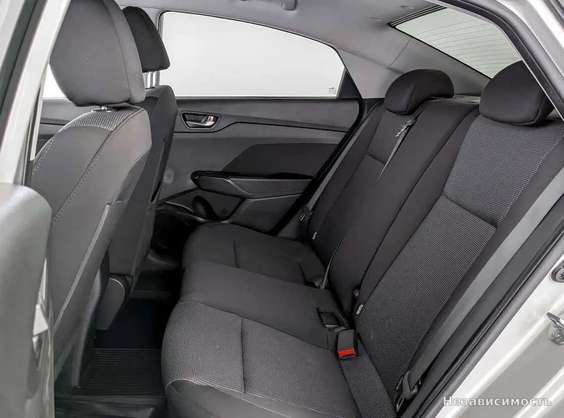 Hyundai Solaris 2019 с пробегом — фото 10