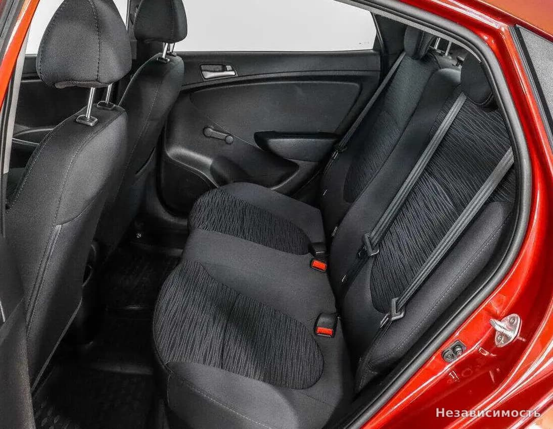 Hyundai Solaris 2016 с пробегом — фото 10