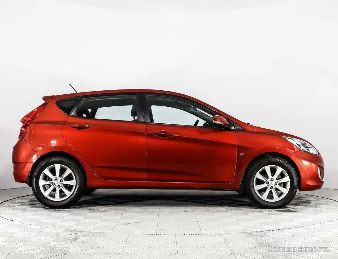 Hyundai Solaris 2012 с пробегом — фото 4