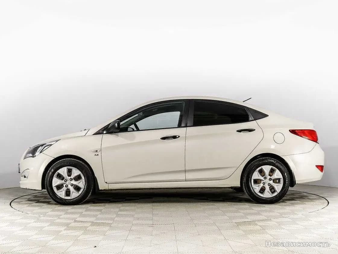 Hyundai Solaris 2016 с пробегом — фото 6