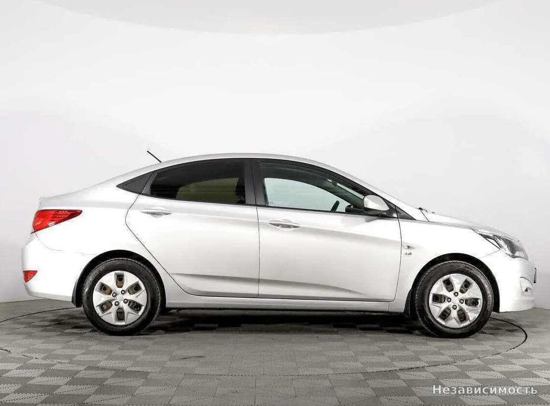 Hyundai Solaris 2016 с пробегом — фото 4