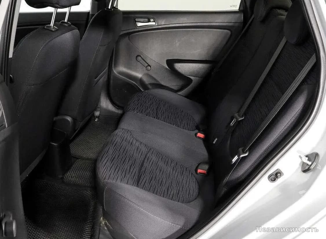 Hyundai Solaris 2016 с пробегом — фото 10