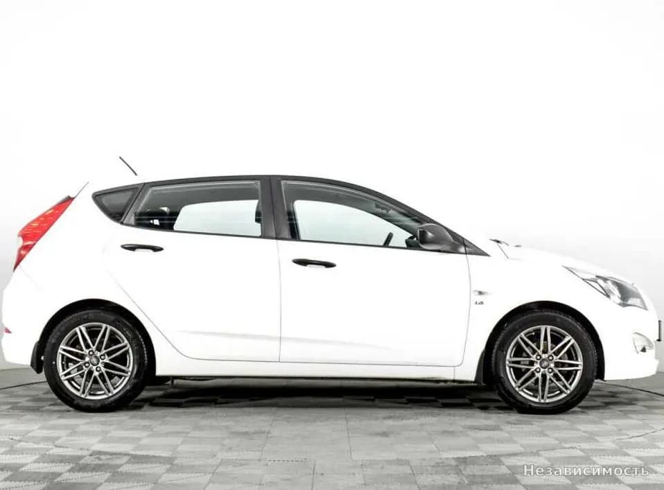 Hyundai Solaris 2014 с пробегом — фото 4