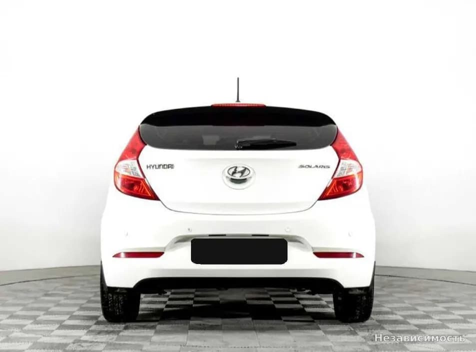Hyundai Solaris 2014 с пробегом — фото 6