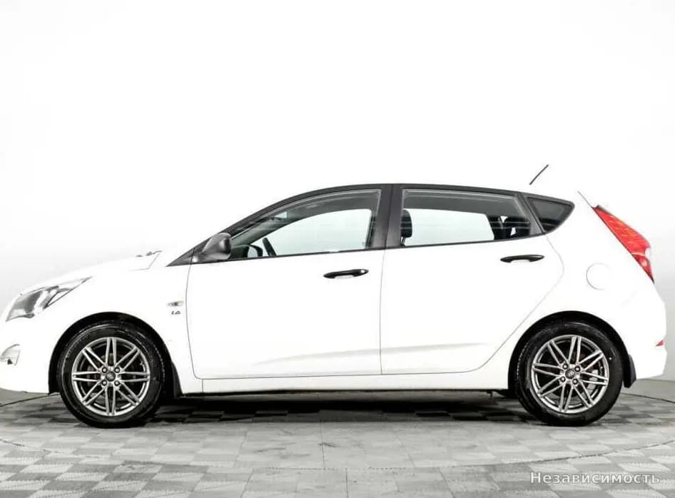 Hyundai Solaris 2014 с пробегом — фото 8