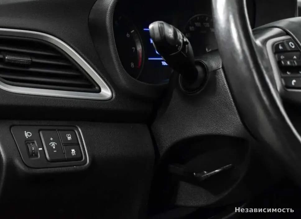 Hyundai Solaris 2017 с пробегом — фото 10