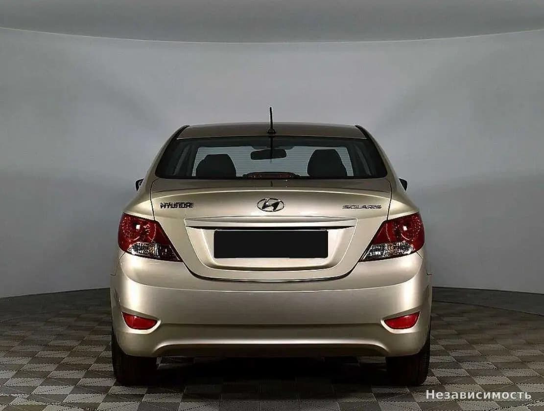 Hyundai Solaris 2014 с пробегом — фото 4