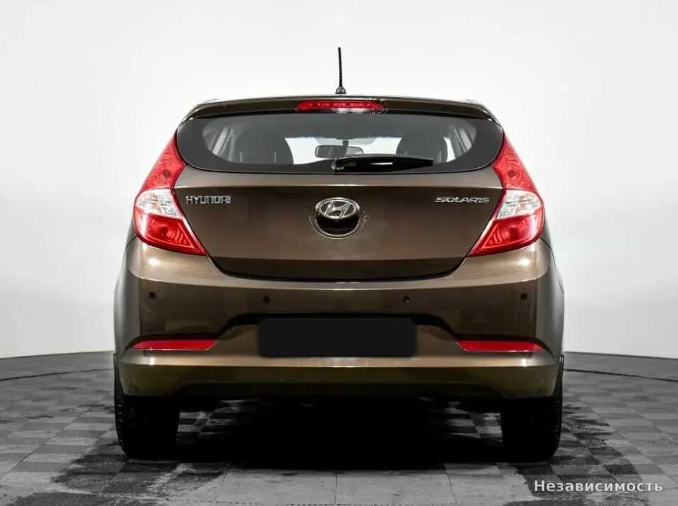 Hyundai Solaris 2015 с пробегом — фото 6