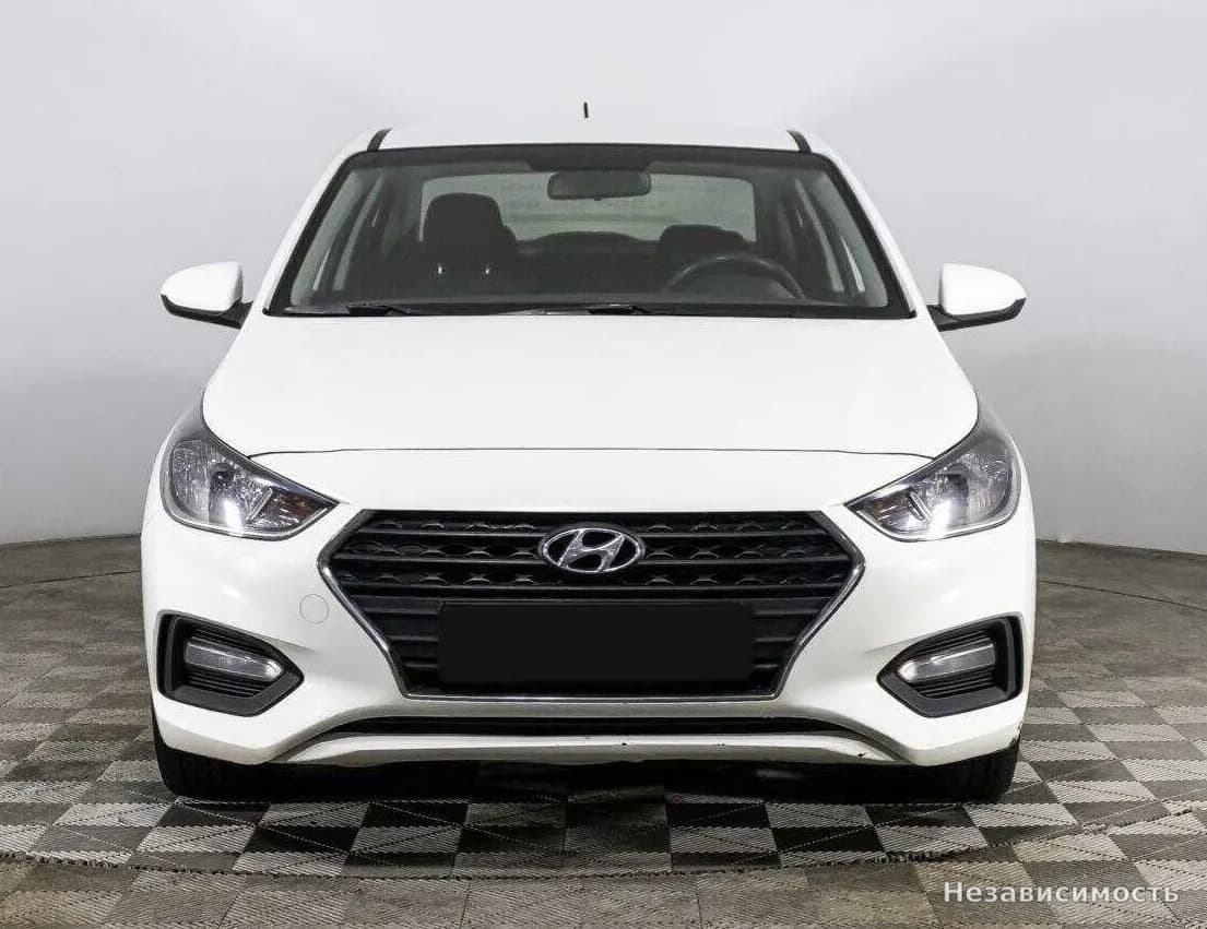 Hyundai Solaris 2017 с пробегом — фото 2
